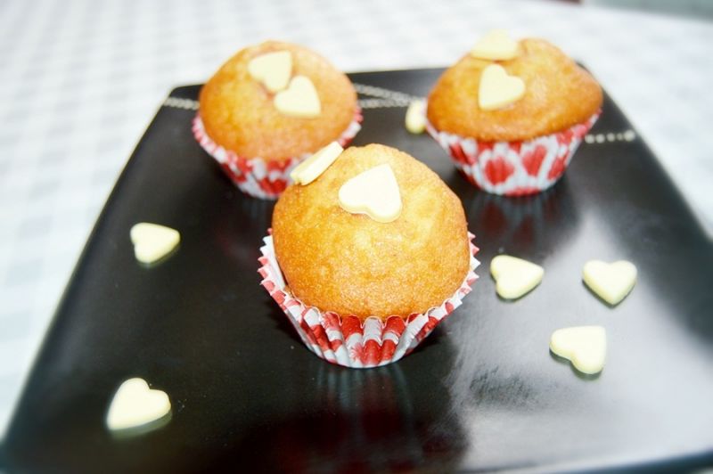 Muffinki z dżemem truskawkowym Muffinki z dżemem truskawkowym