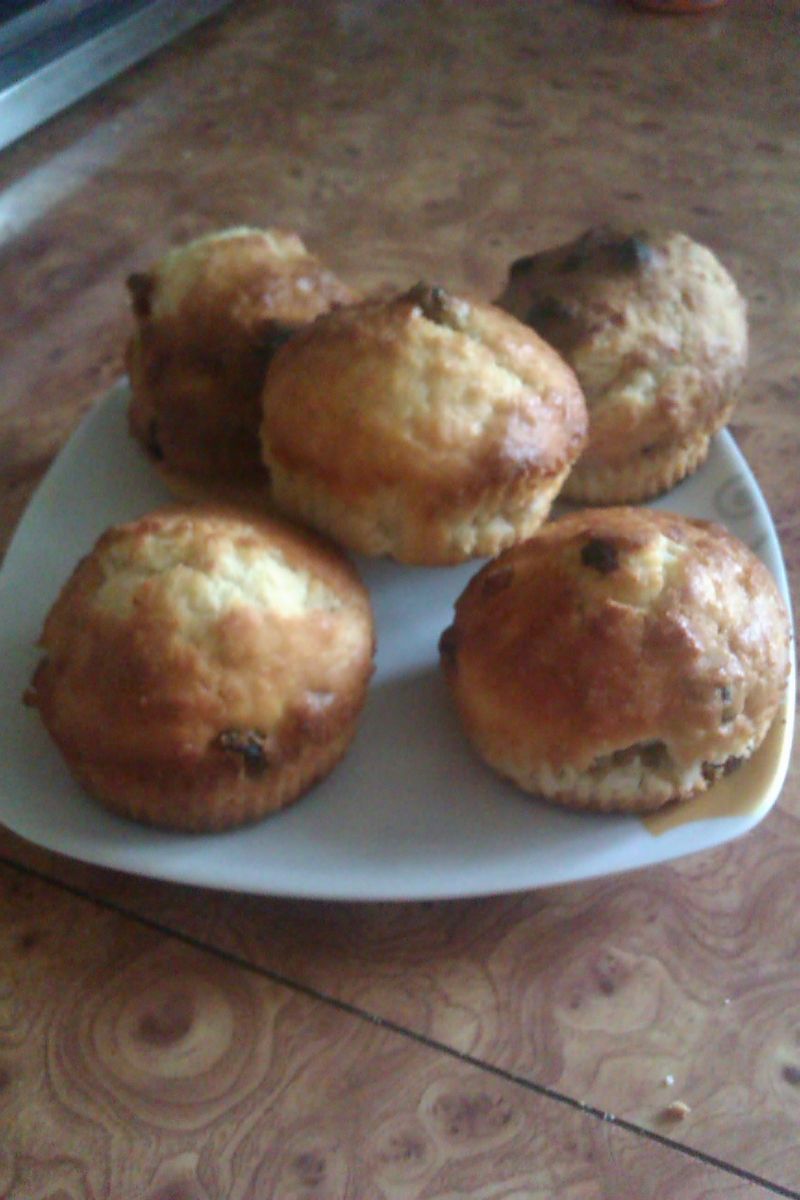 Muffinki  z kokosem rodzynkami i bananem