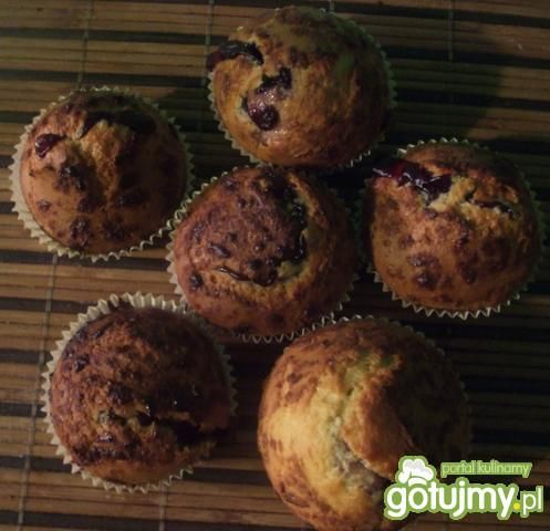 Muffinki z konfiturą i czekoladą Muffinki z konfiturą i czekoladą