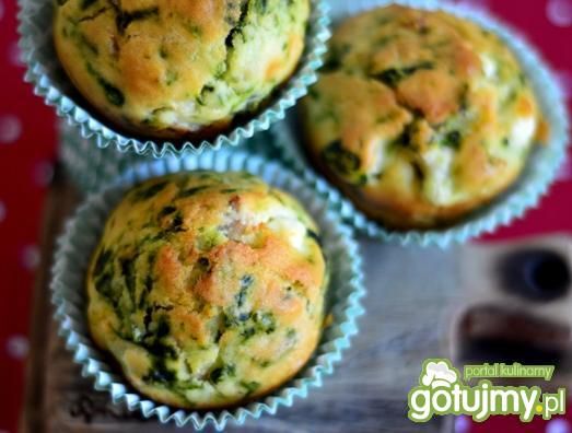 Muffinki z kurczakiem