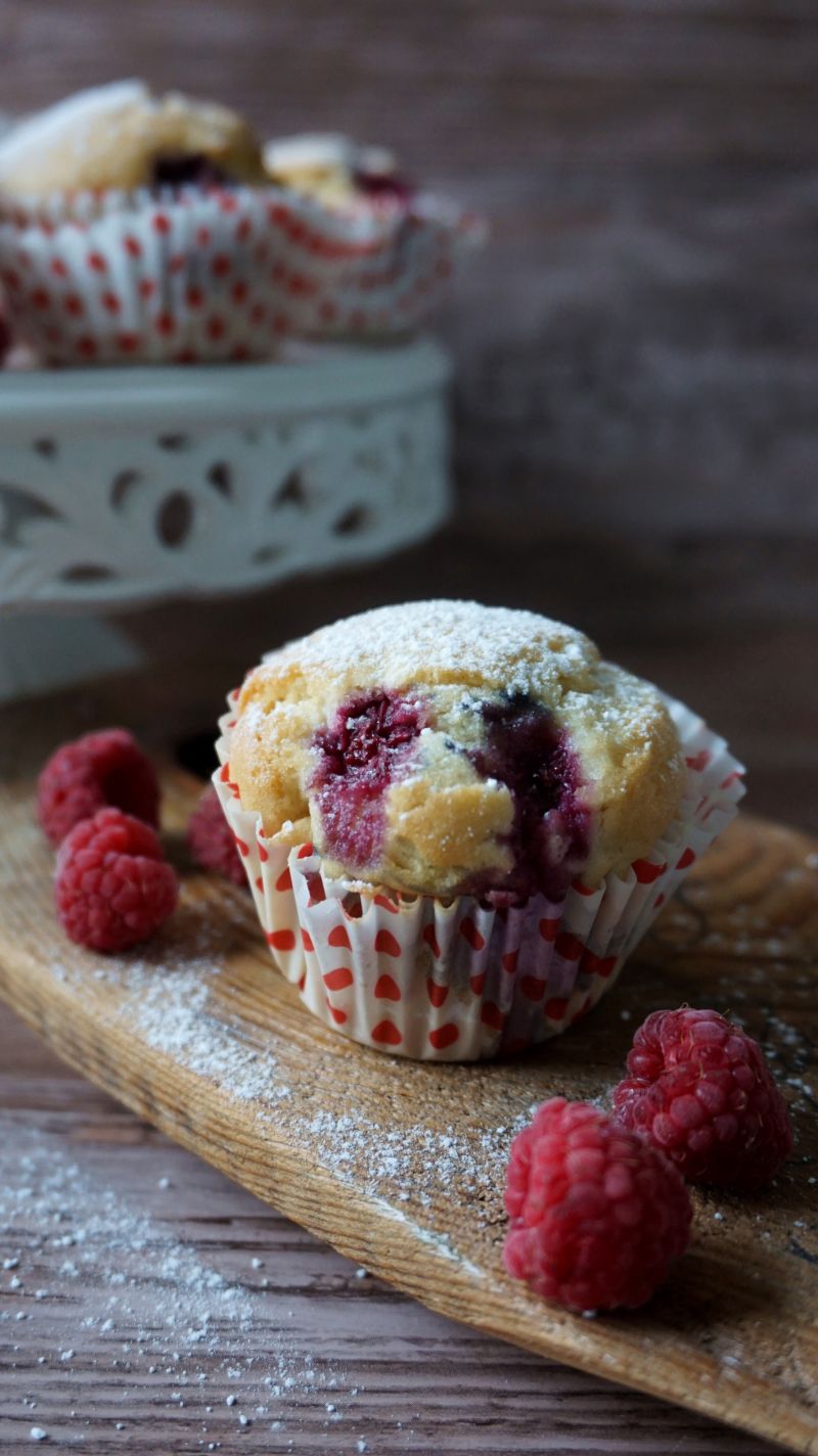 Muffinki z malinami