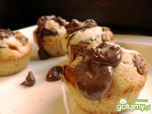 Muffinki z nadzieniem wafelkowym  Muffinki z nadzieniem wafelkowym