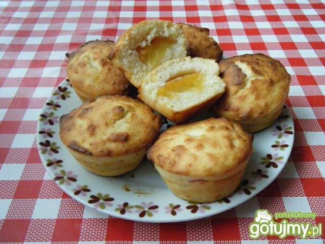 Muffinki z nektarynkami  Muffinki z nektarynkami
