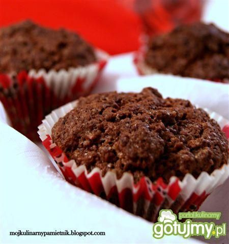 Muffinki z niespodzianką Rafaello