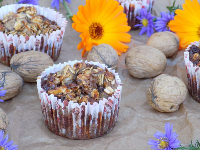 Muffinki z płatków owsianych z orzechami i bananem