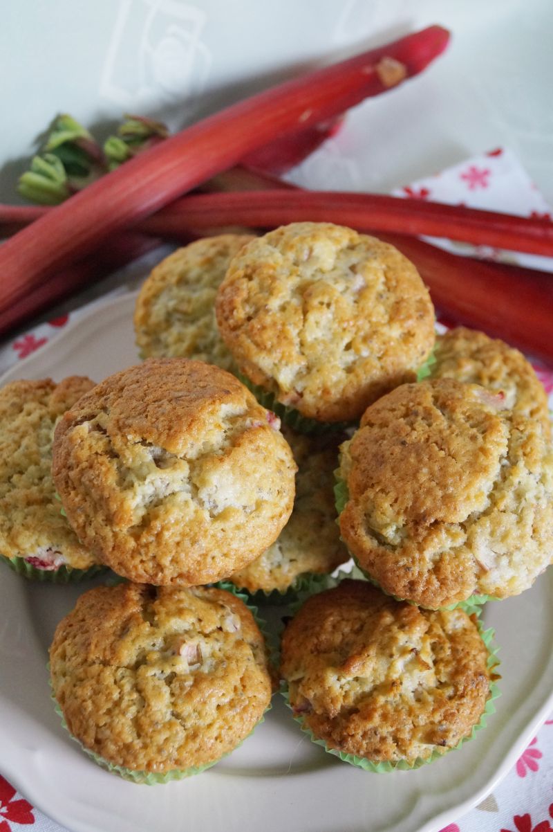 Muffinki z rabarbarem i chia Muffinki z rabarbarem i chia