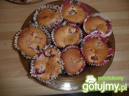 muffinki z truskawkami muffinki z truskawkami