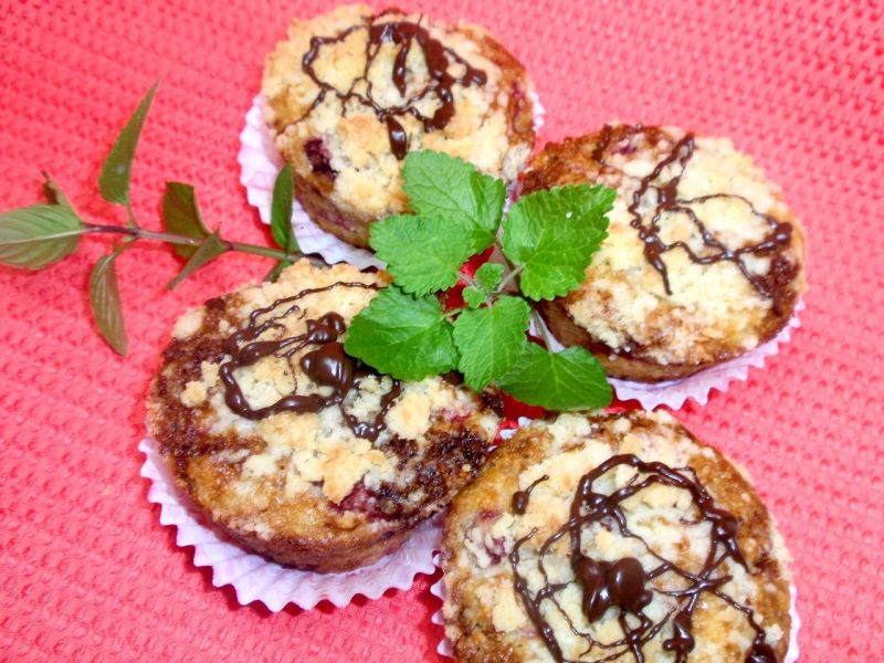 Muffinki z truskawkami Muffinki z truskawkami