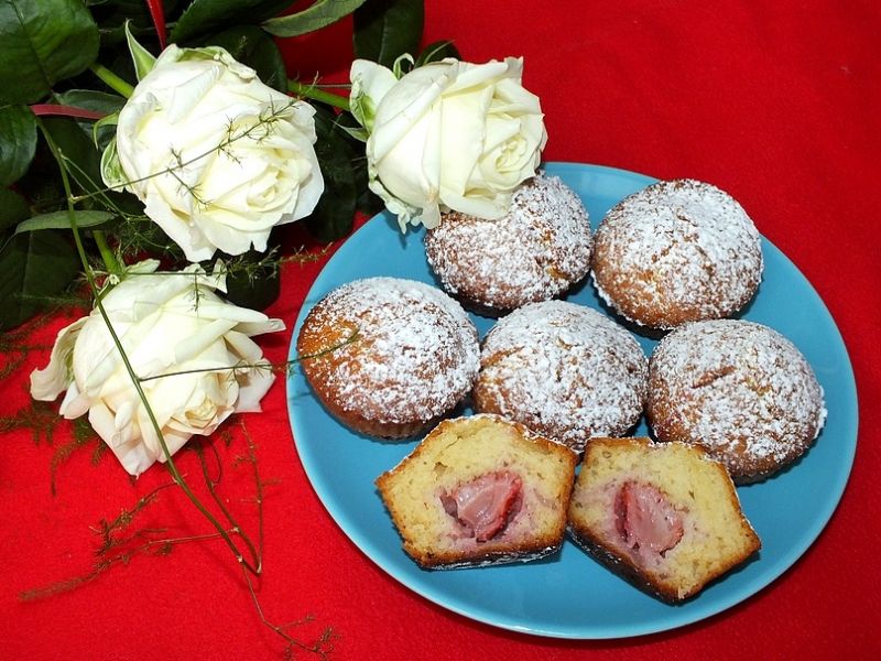 Muffinki z truskawkami Muffinki z truskawkami
