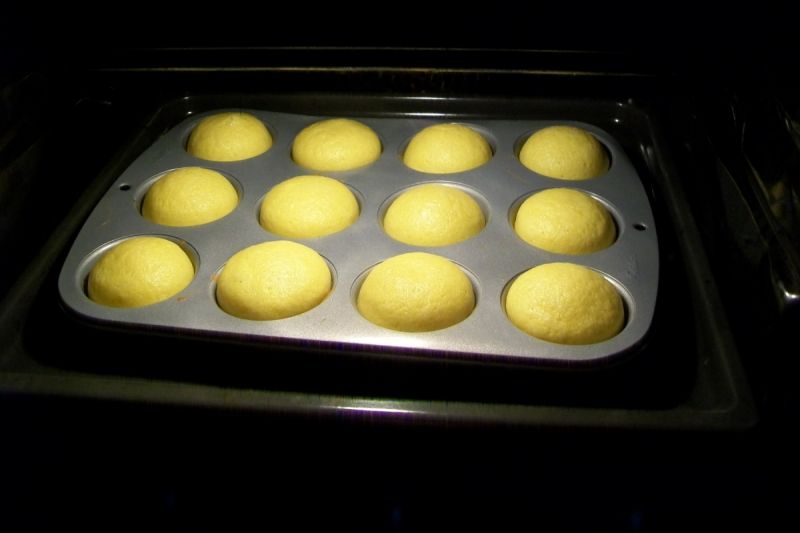 Muffiny dyniowe z sosem waniliowo-cytrynowym
