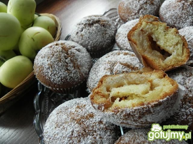 Muffiny o smaku szarlotki