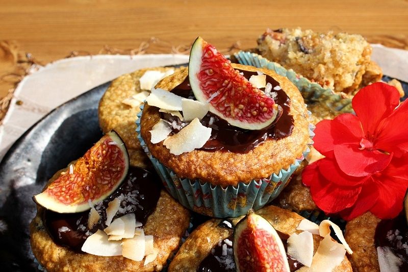 Muffiny orzechowo-kokosowe z figami 