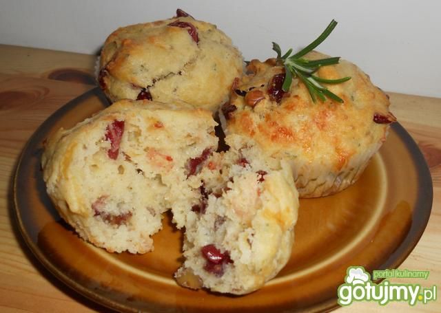 Muffiny rozmarynowe z żurawiną