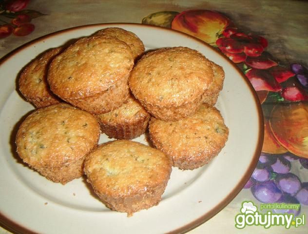 Muffiny z cukinią Muffiny z cukinią
