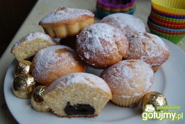 Muffiny z czekoladką Muffiny z czekoladką