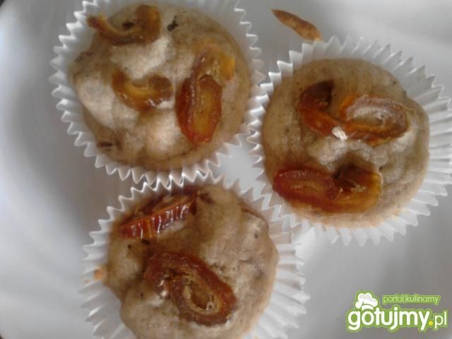 Muffiny z daktylami bez cukru Muffiny z daktylami bez cukru