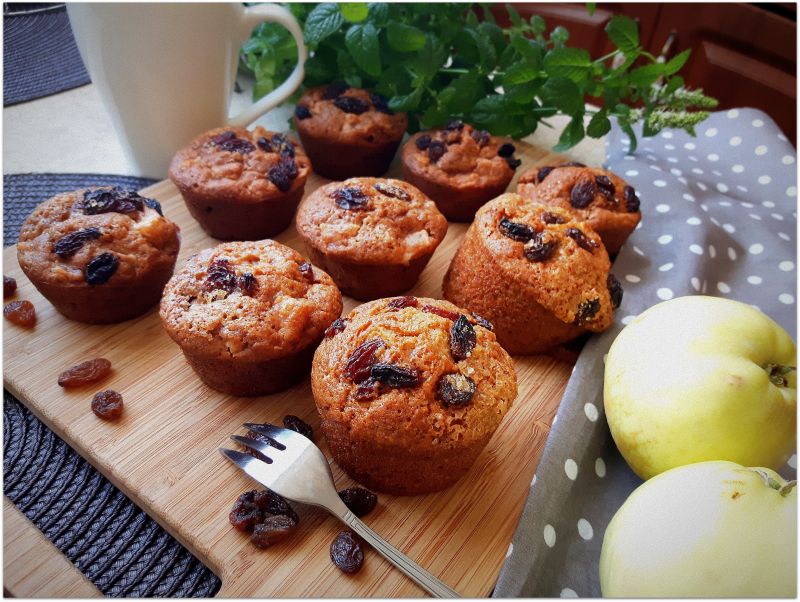 Muffiny z jabłkami Muffiny z jabłkami