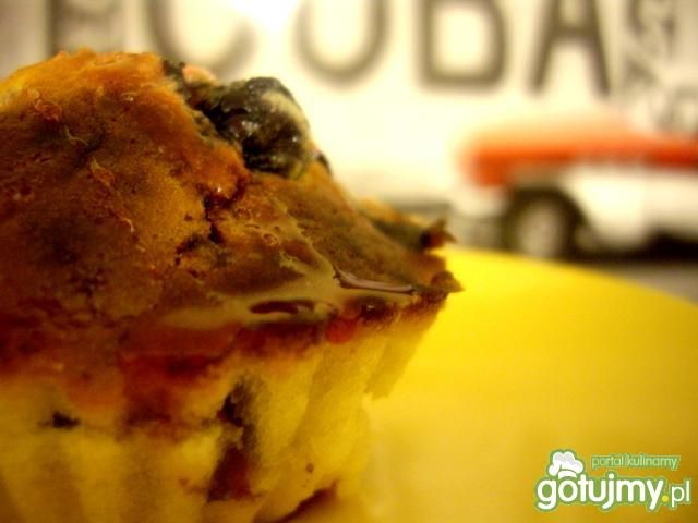 Muffiny z jagodami i malinami  Muffiny z jagodami i malinami