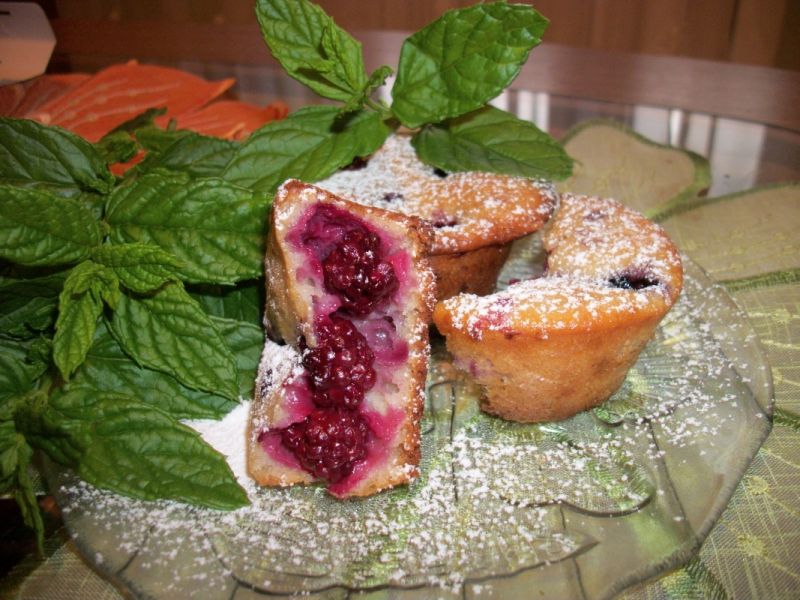 Muffiny z jeżynami Muffiny z jeżynami