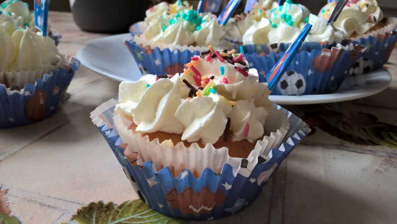 Muffiny z kremem Muffiny z kremem