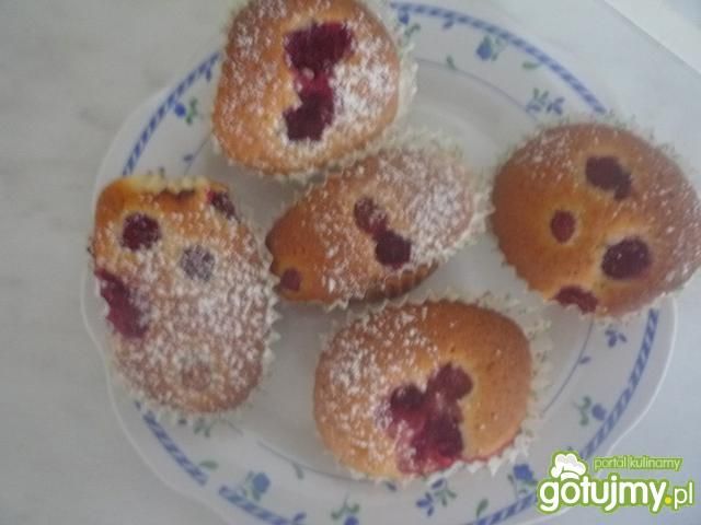 Muffiny z poziomkami Muffiny z poziomkami