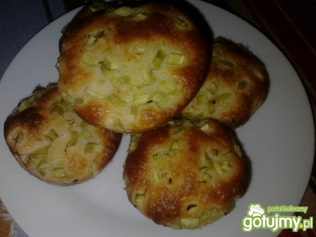 Muffiny z rabarbarem