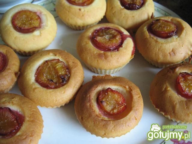 Muffiny ze śliwką Muffiny ze śliwką