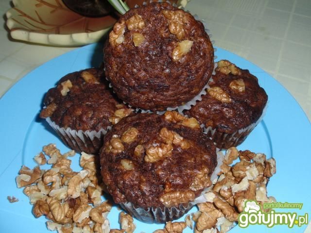 Mufinki bananowe z orzechami