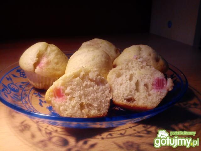 mufinki rabarbarowe