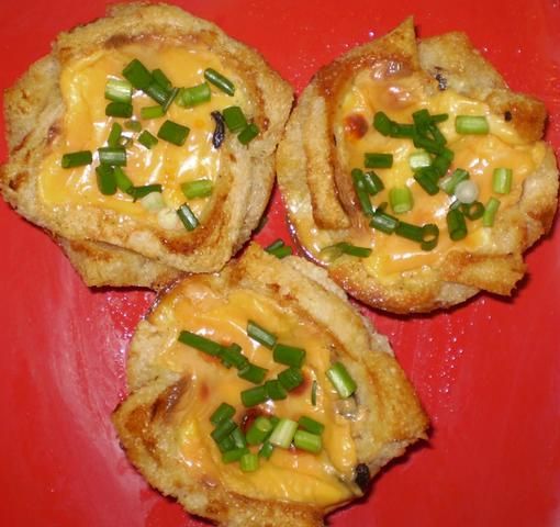 ,,Mufinki ,, z chleba tostowego :