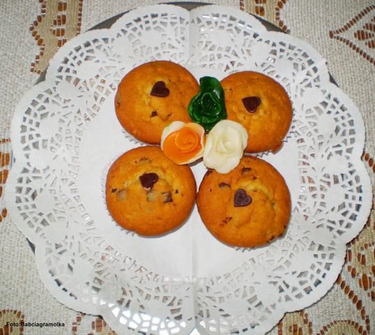 Mufinki z czekoladą  :