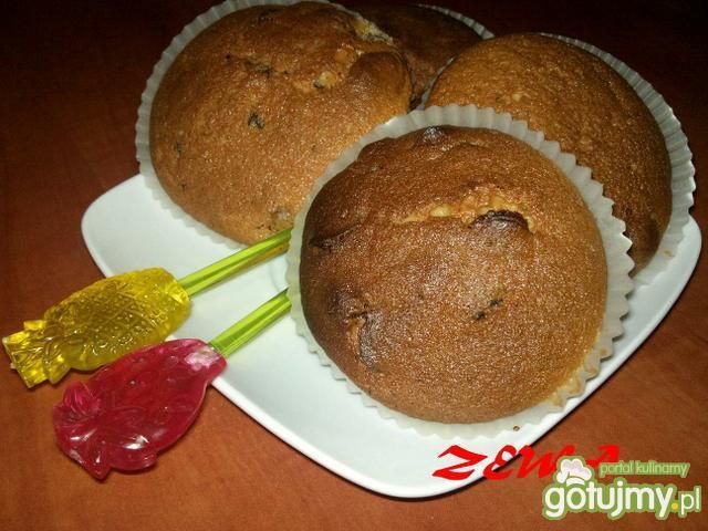 Mufinki z czeloladą i chrupkami