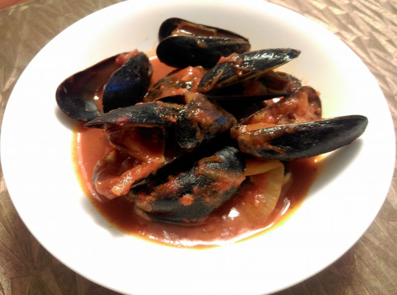 Mule w sosie pomidorowym Mule w sosie pomidorowym