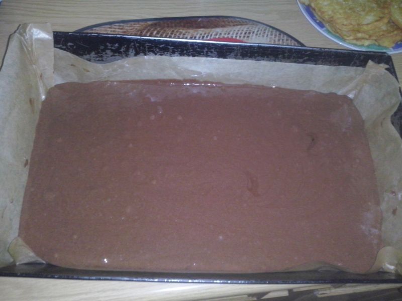 Murzynek przełożony pianką