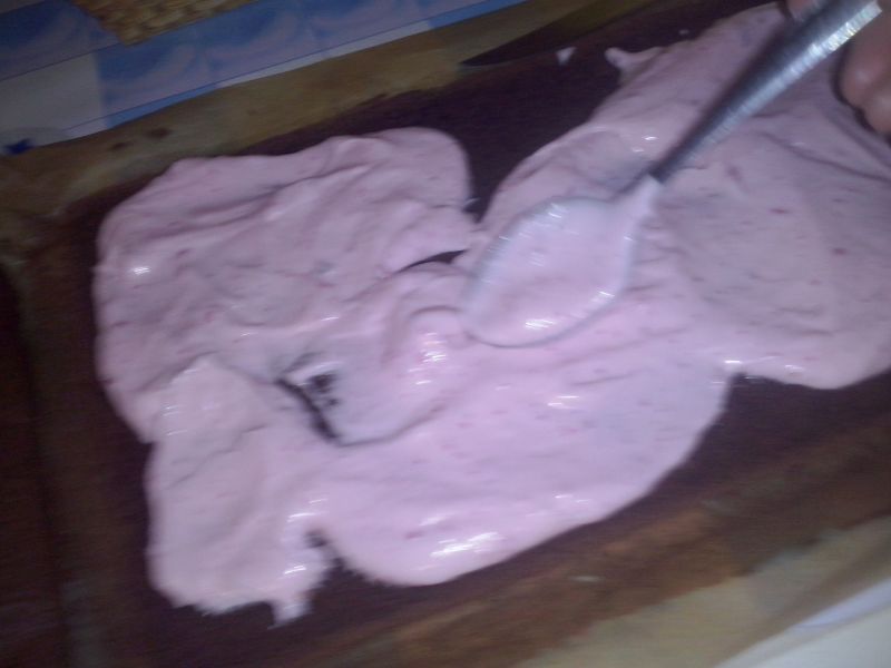 Murzynek przełożony pianką