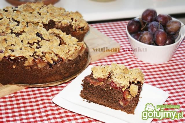 Murzynek ze śliwkami i kruszonką