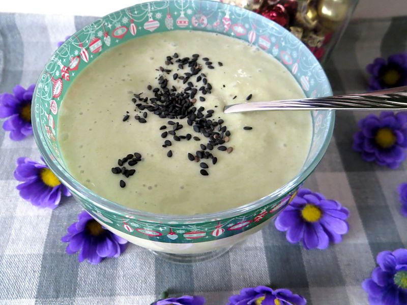 Mus bananowo-jabłkowy na jogurcie Mus bananowo-jabłkowy na jogurcie