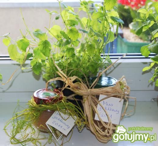 Mus jabłkowy słodzony  Mus jabłkowy słodzony