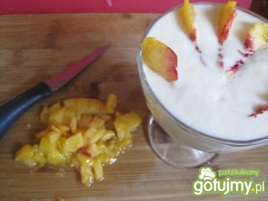 Mus jogurtowy z owocami