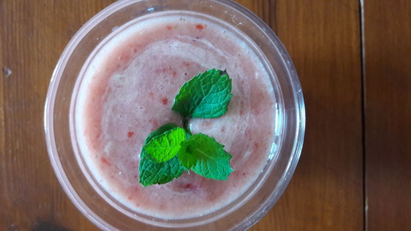 mus truskawkowo-bananowo-miętowy