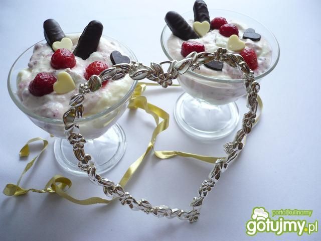 Mus z truskawkami Mus z truskawkami