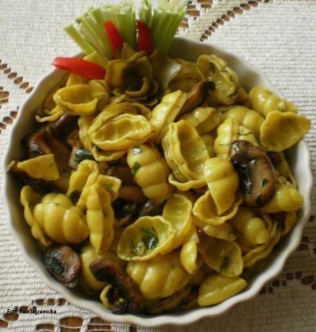 Muszelki na pieczarkowo