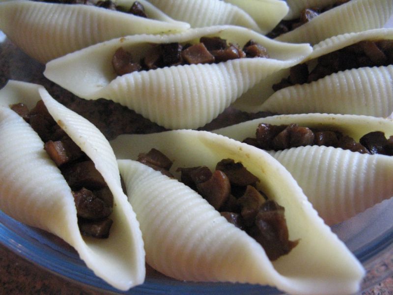 Muszelki z pieczarkami Muszelki z pieczarkami
