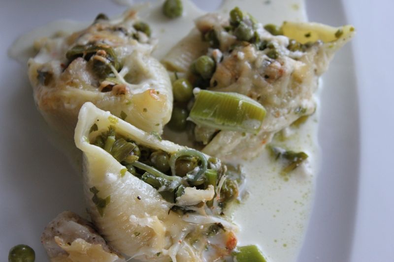 Muszle makaronowe faszerowane sumem afrykańskim Muszle makaronowe faszerowane sumem afrykańskim