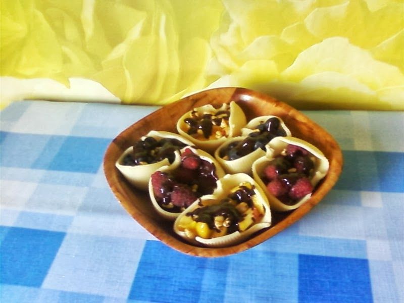 Muszle pełne owoców. Muszle pełne owoców.