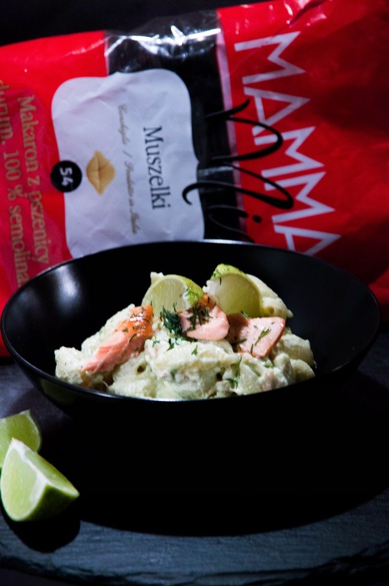 Muszle z avocado, mascarpone i łososiem