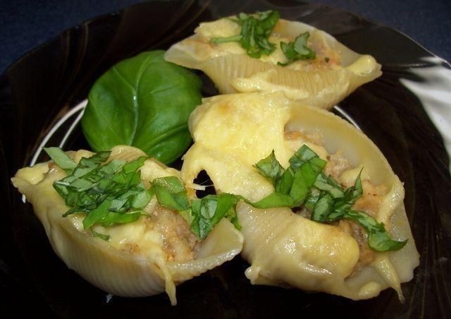 Muszle z farszem  mięsnym zapiekane