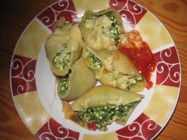 Muszle z  nadzieniem szpinakowym  Muszle z  nadzieniem szpinakowym