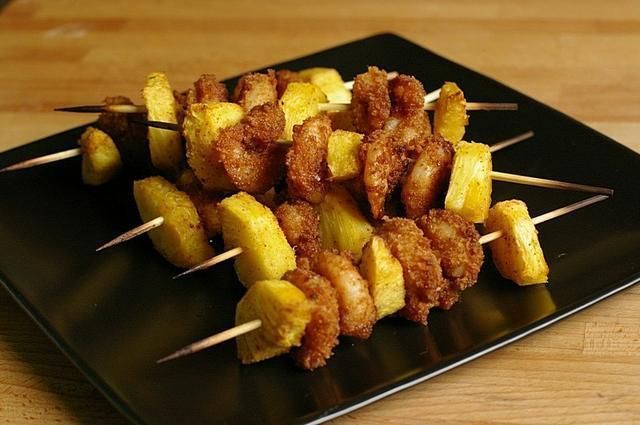 nadziane chrupiące krewetki z anananasem nadziane chrupiące krewetki z anananasem