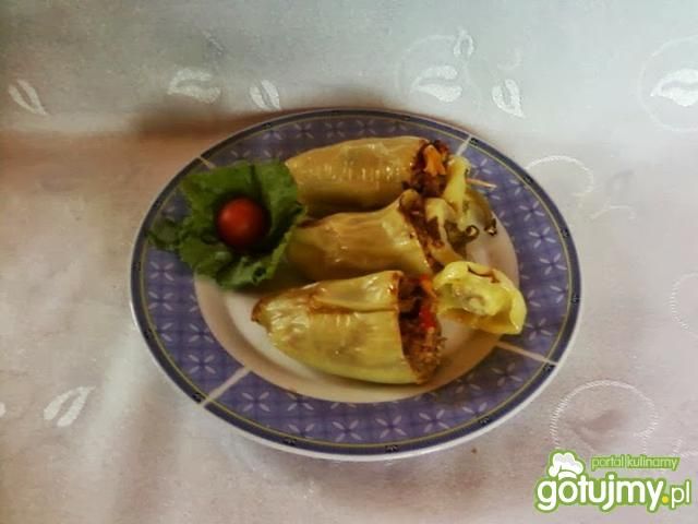 Nadziewane bananowe papryczki.